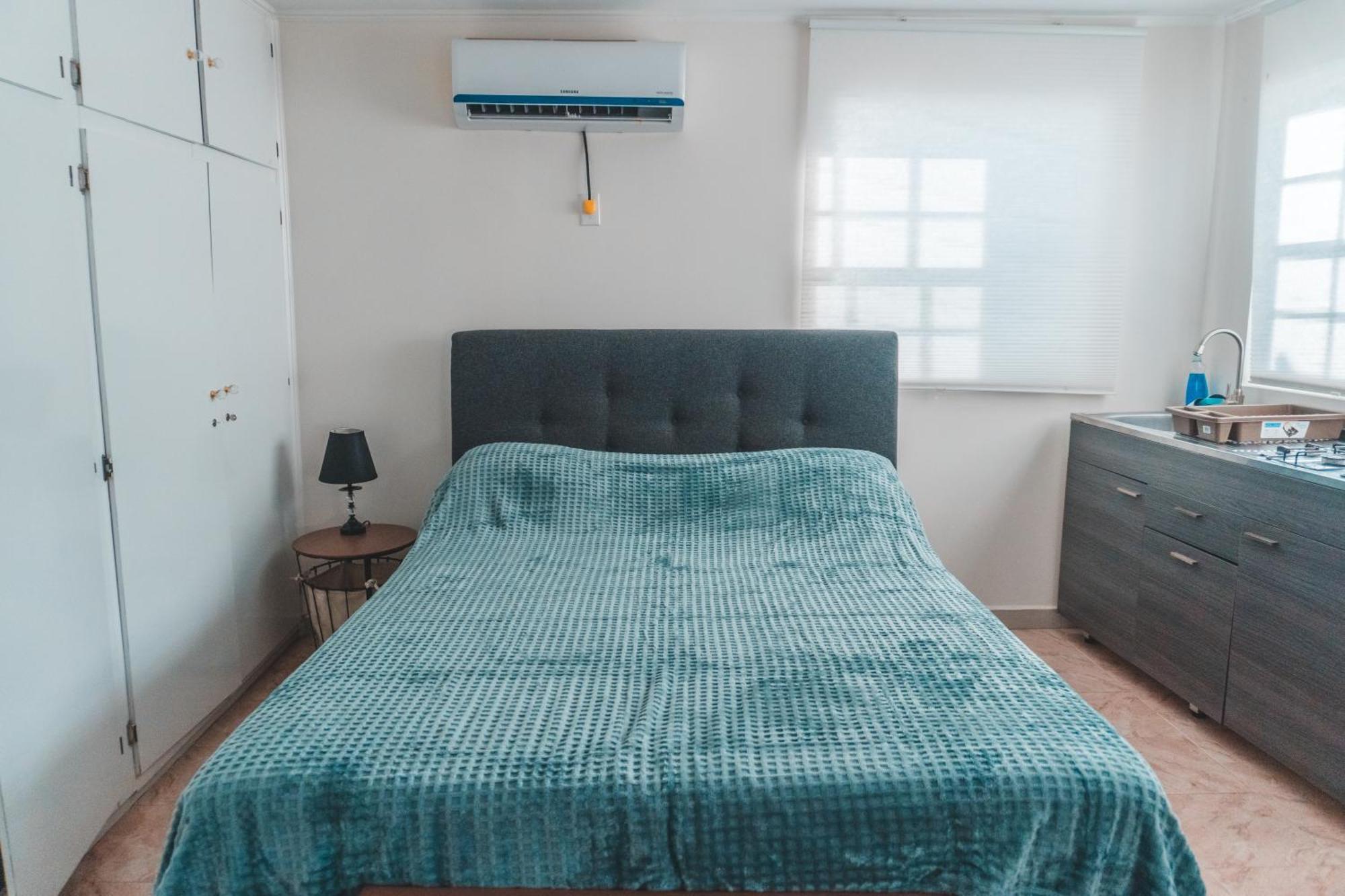 Klip Lagoon Apartsments Oranjestad Bagian luar foto