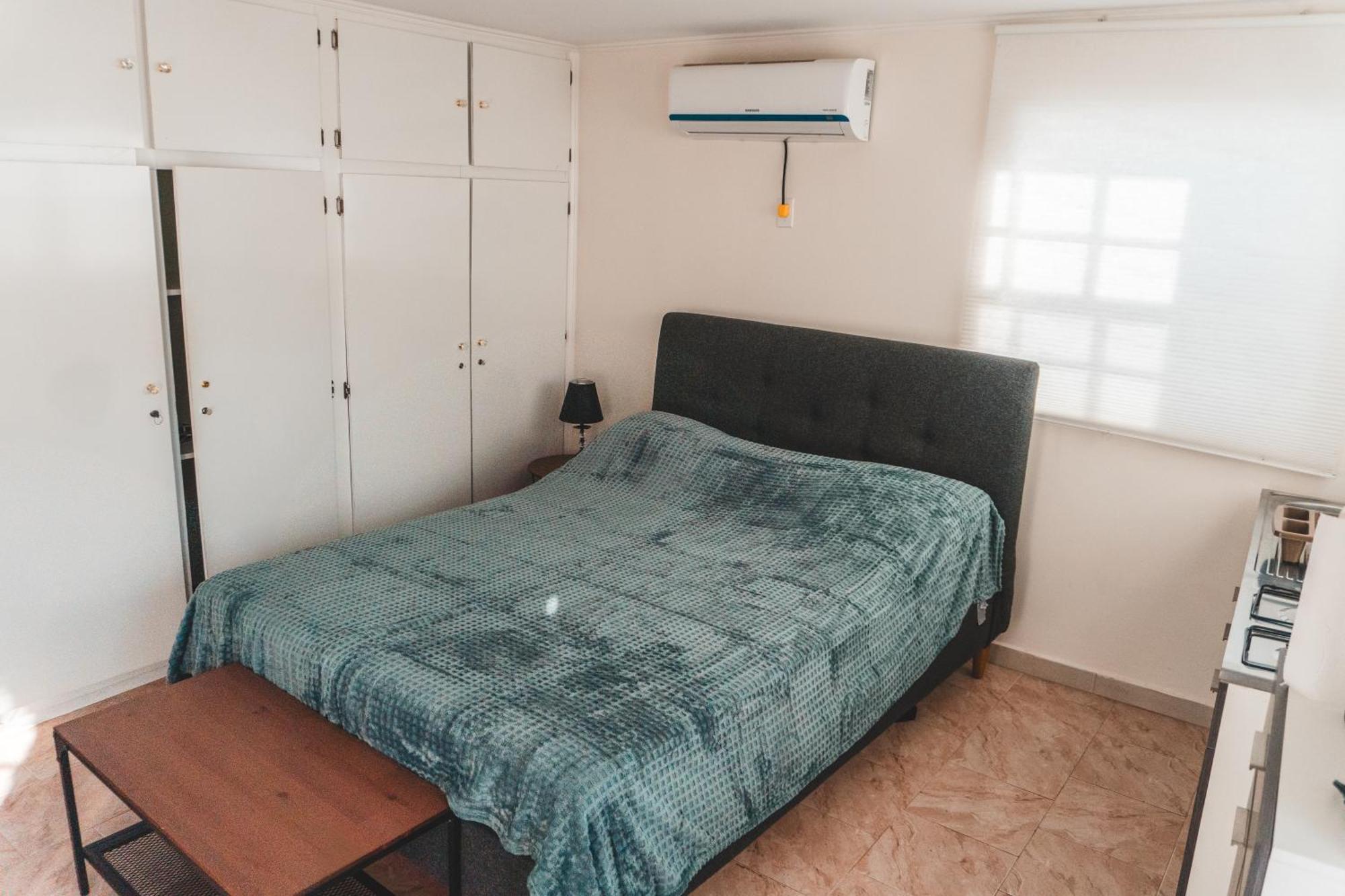 Klip Lagoon Apartsments Oranjestad Bagian luar foto